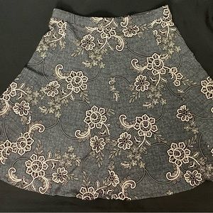 Sami & Jo Elastic Women’s Waist Black White & Grey Floral Knee Length Skirt LG